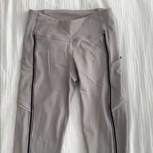 Lululemon Speed Up Tight 28” Leggings